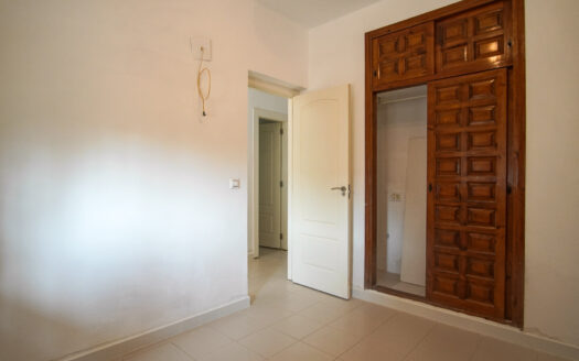 Apartamento en Dénia con 3 dormitorios y 2 baños