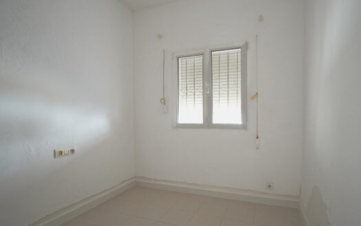 Apartamento en Dénia con 3 dormitorios y 2 baños