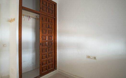 Apartamento en Dénia con 3 dormitorios y 2 baños