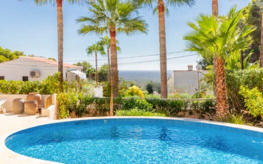 Villa en Moraira con 5 dormitorios y 4 baños