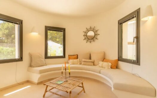 Villa en Moraira con 5 dormitorios y 4 baños