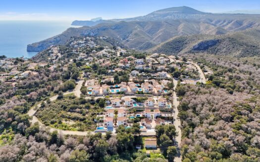 Villa en Jávea / Xàbia con 3 dormitorios y 2 baños