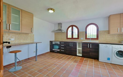 Villa en Jávea / Xàbia con 5 dormitorios y 4 baños