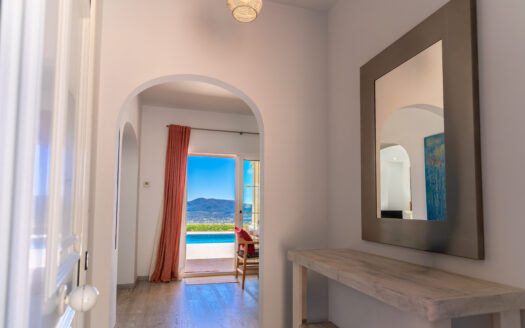 Exclusiva villa con vistas panorámicas en la parte más alta del Montgó.