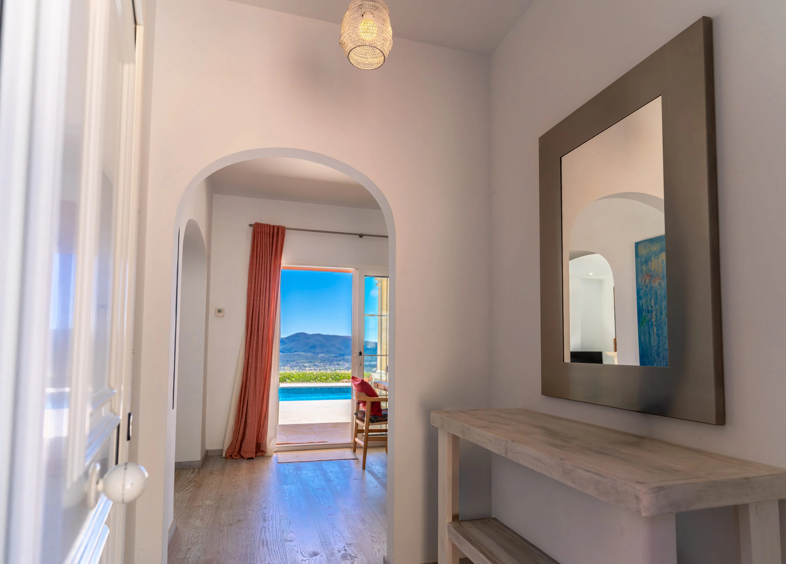 Exclusiva villa con vistas panorámicas en la parte más alta del Montgó.
