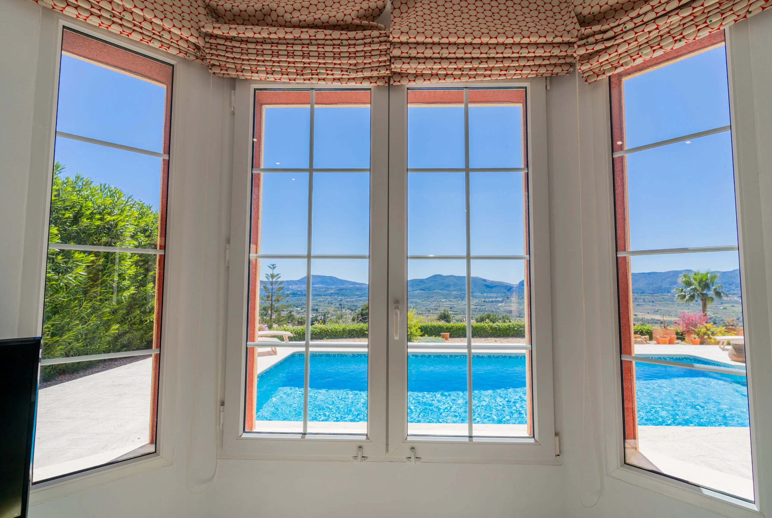 Exclusiva villa con vistas panorámicas en la parte más alta del Montgó.