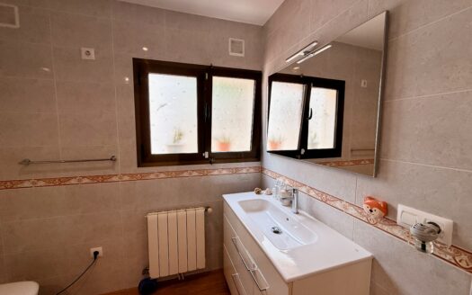 Chalet en venta cerca de la playa.