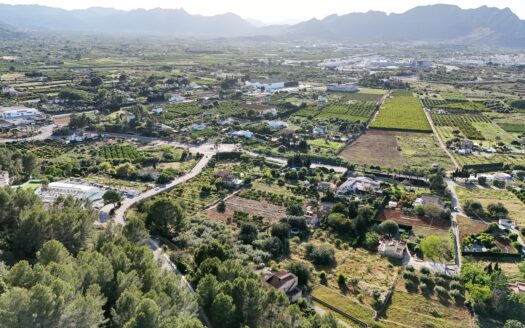 Parcelas en venta cerca de urbanización la Sella.