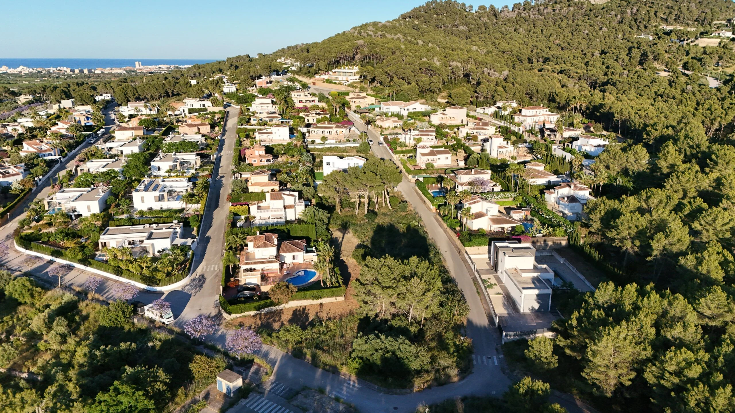 Parcela en venta en la prestigiosa urbanización de Javea Piver.