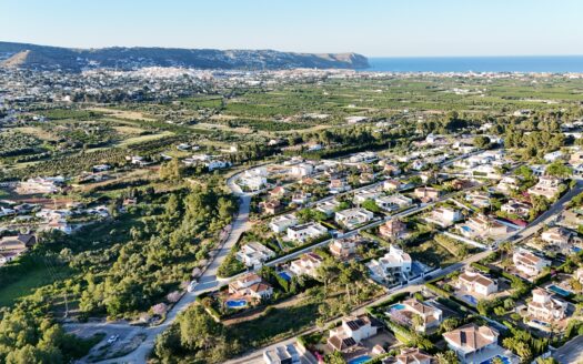 Parcela en venta en la prestigiosa urbanización de Javea Piver.