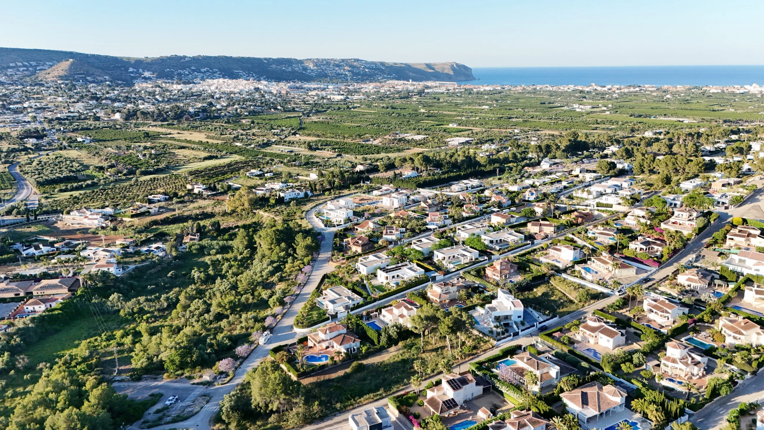 Parcela en venta en la prestigiosa urbanización de Javea Piver.