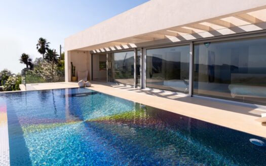 Villa de lujo en venta en Javea con vistas al Mar.