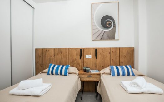 Ático dúplex en venta en el Arenal de Jávea con solárium y piscina.