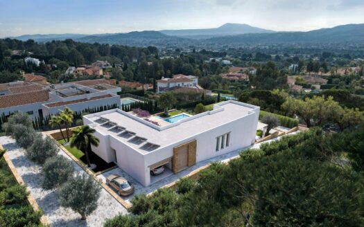 Villa en venta con vistas panorámicas en el Montgó de Javea.