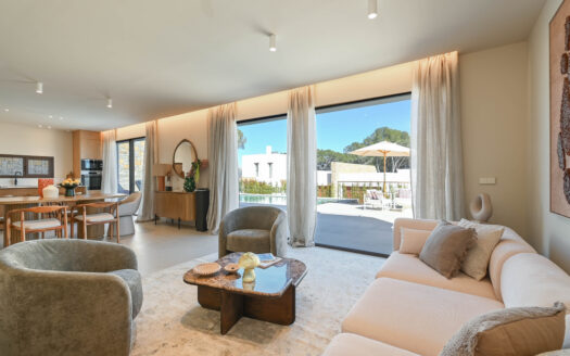Exclusiva villa de obra nueva en venta en Moraira con vistas al mar.