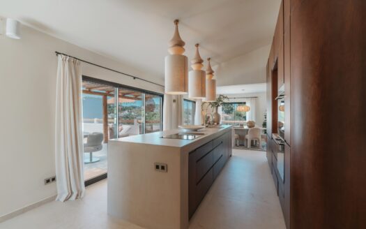 Villa de Lujo en Venta en Jávea con Guesthouse y Piscina