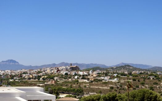 Villa de obra nueva en venta en Javea con vistas al mar.