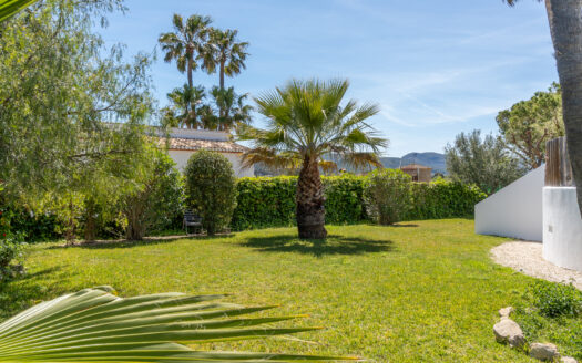 Villa de lujo completamente reformada en Jávea, cerca del casco antiguo.