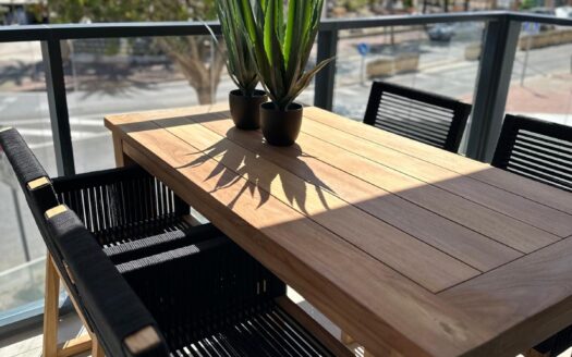 Apartamento de 3 dormitorios con piscina en venta en Jávea.